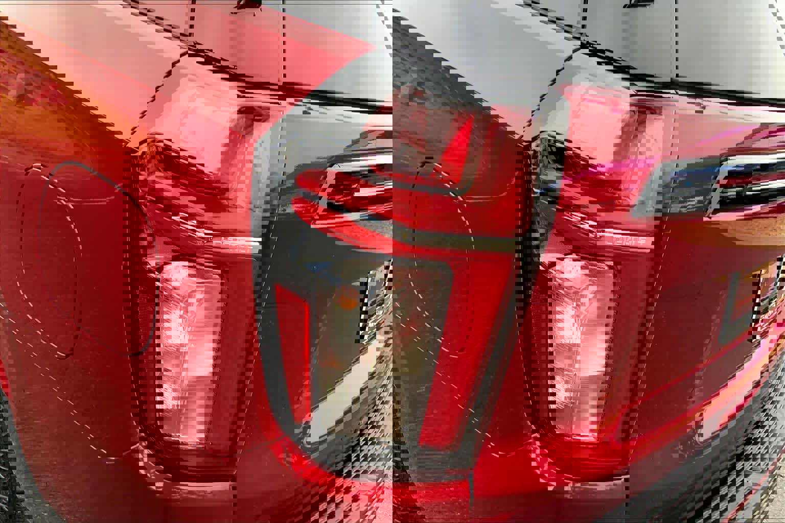 Certified 2024 Chevrolet Tahoe Z71 w/ Luxury Package AWD/4WD image 29