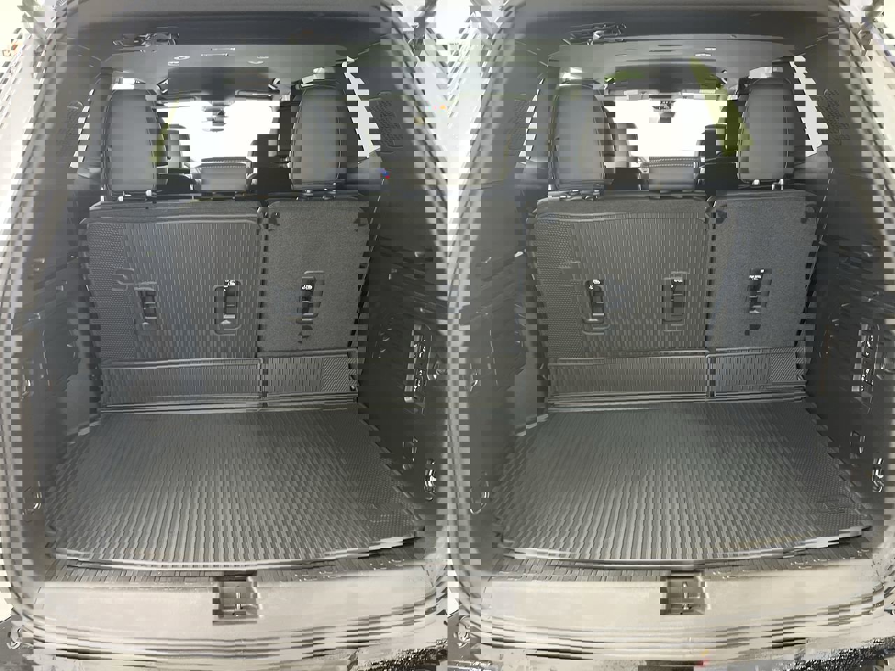 New 2026 Buick Enclave Sport Touring w/ Power Package image 32