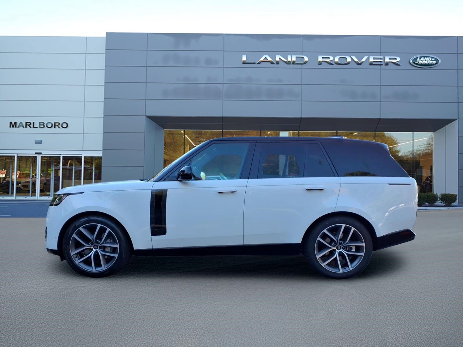 New 2027 Land Rover Range Rover SE AWD/4WD image 6