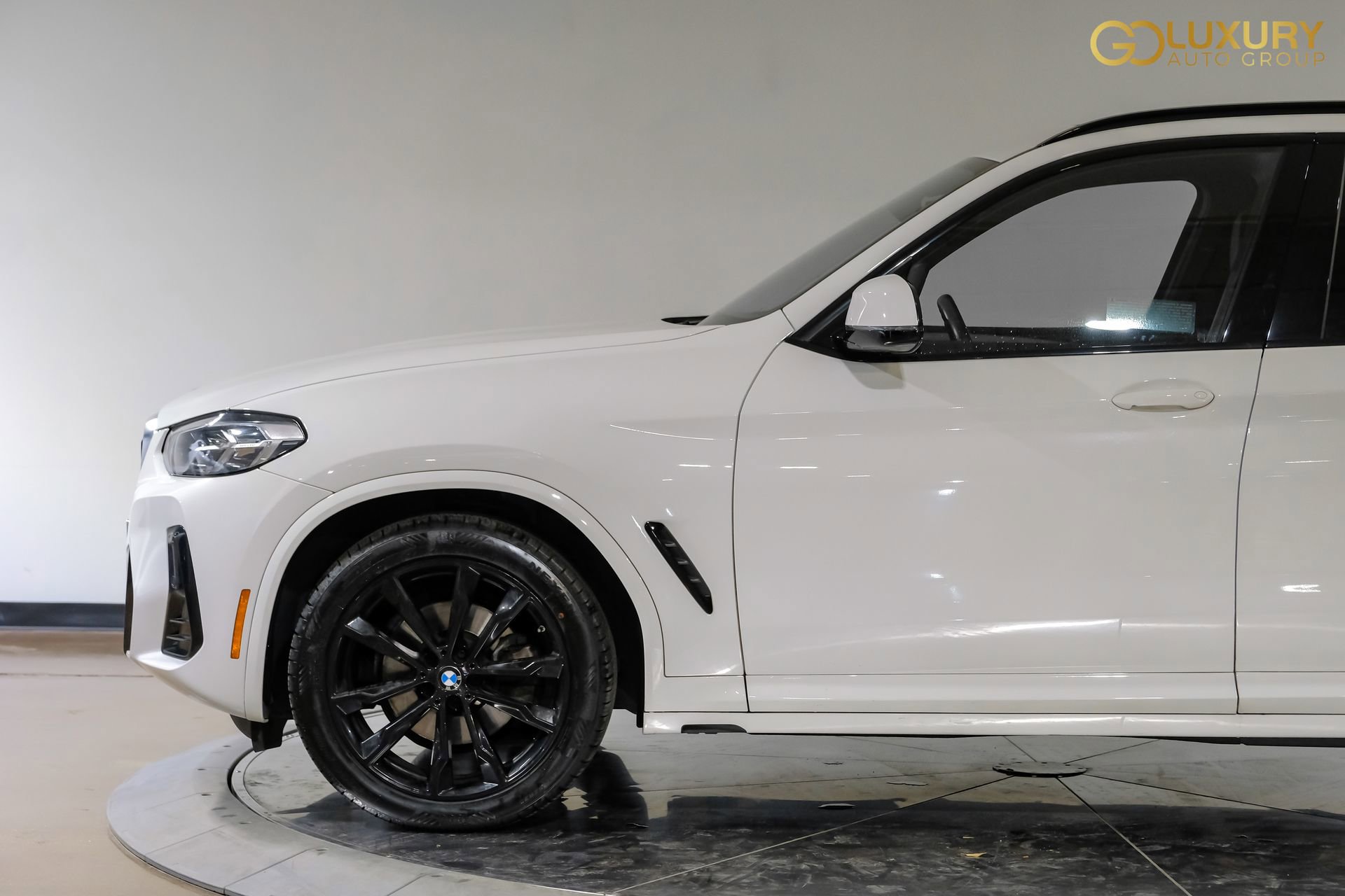 Used 2023 BMW X3 sDrive30i w/ M Sport Package image 14