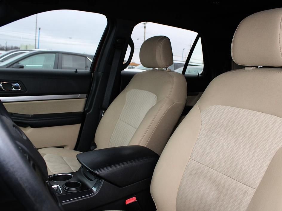 Used 2017 Ford Explorer FWD image 31