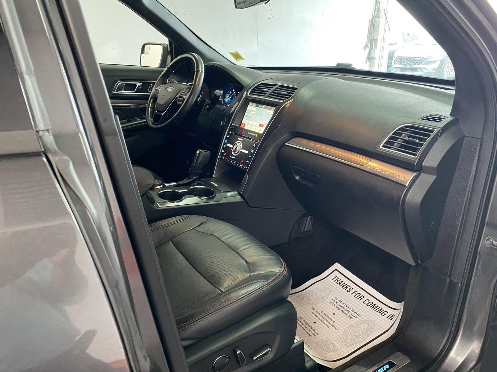 Used 2018 Ford Explorer Sport AWD/4WD image 8