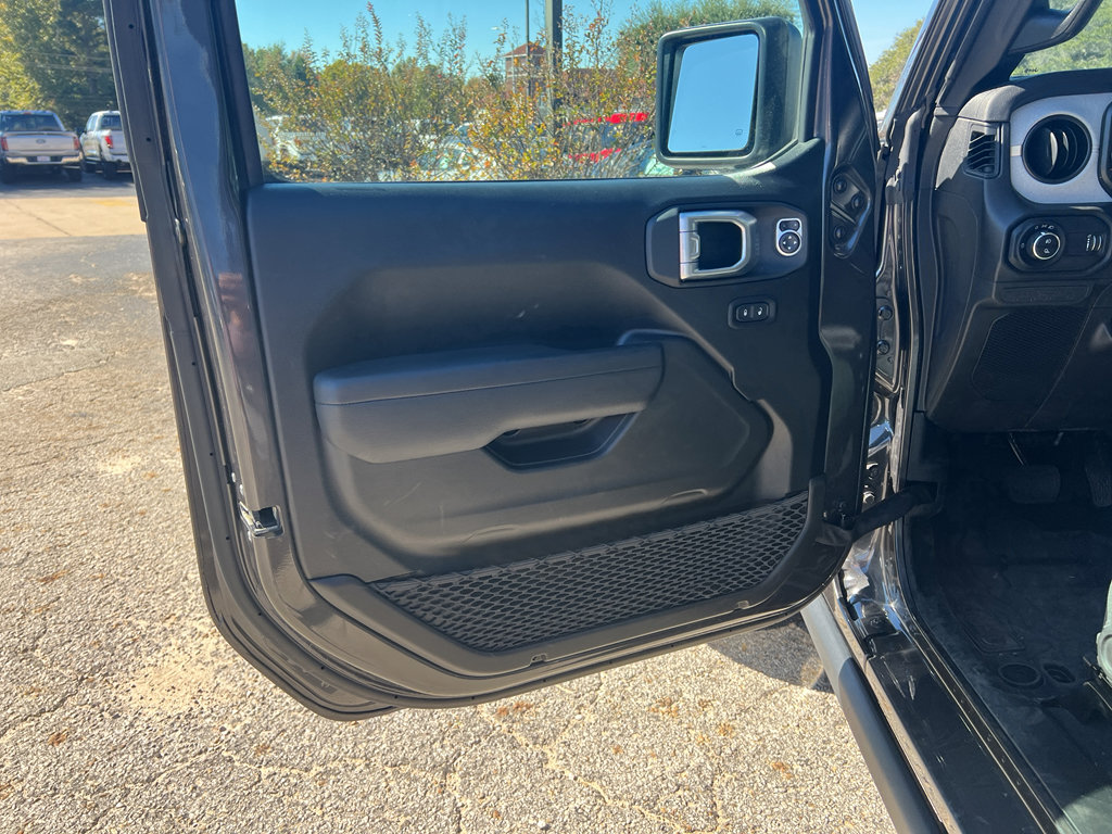 Used 2024 Jeep Gladiator Sport image 25