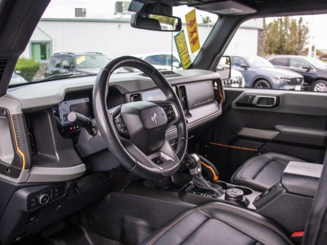 Used 2022 Ford Bronco Badlands image 11