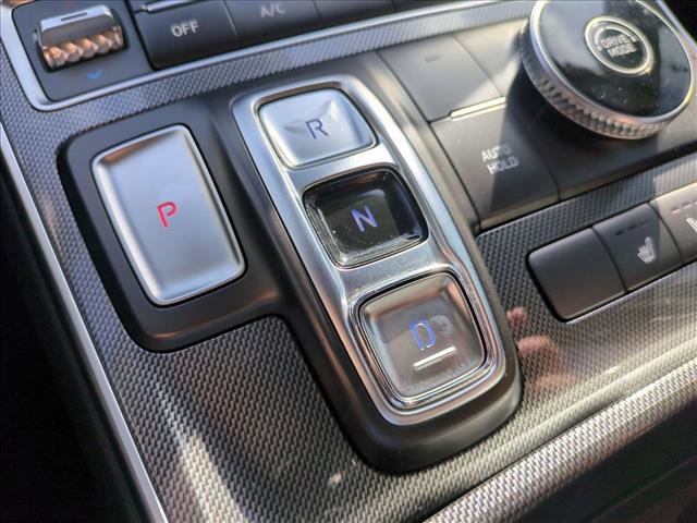 Used 2023 Hyundai Santa Fe SEL image 12