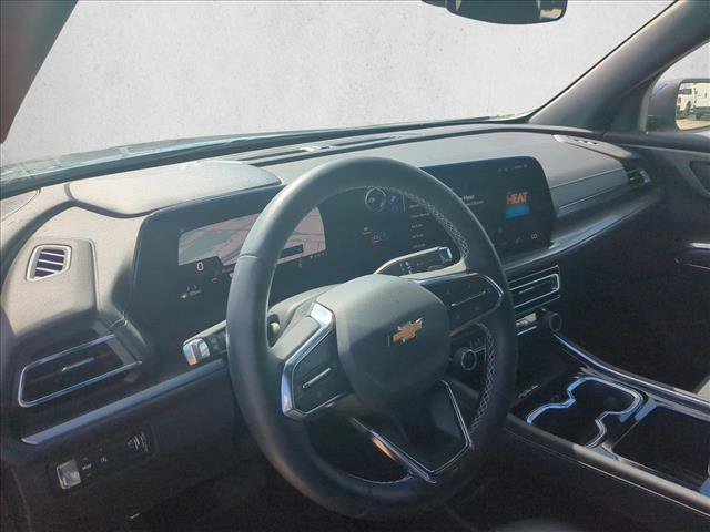 Used 2026 Chevrolet Traverse LT FWD image 10
