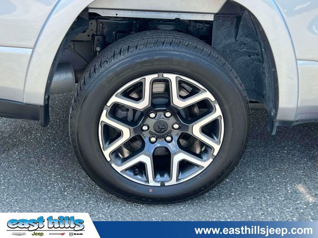 Used 2026 RAM 1500 Laramie AWD/4WD image 12