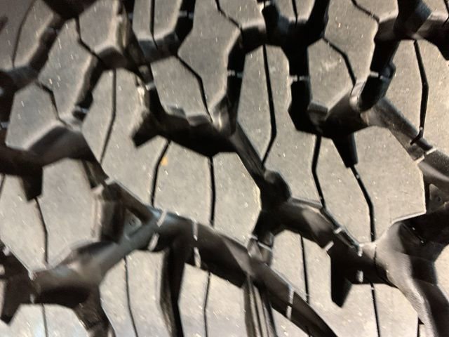 Used 2025 Ford Bronco Raptor w/ Interior Carbon Fiber Pack image 42