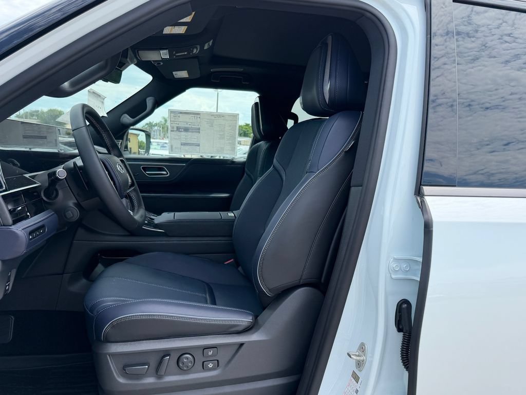 New 2027 INFINITI QX80 Sensory w/ Sport Exterior Package AWD/4WD image 12