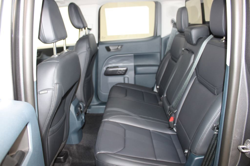 New 2025 Ford Maverick Lariat w/ Black Appearance Package image 22