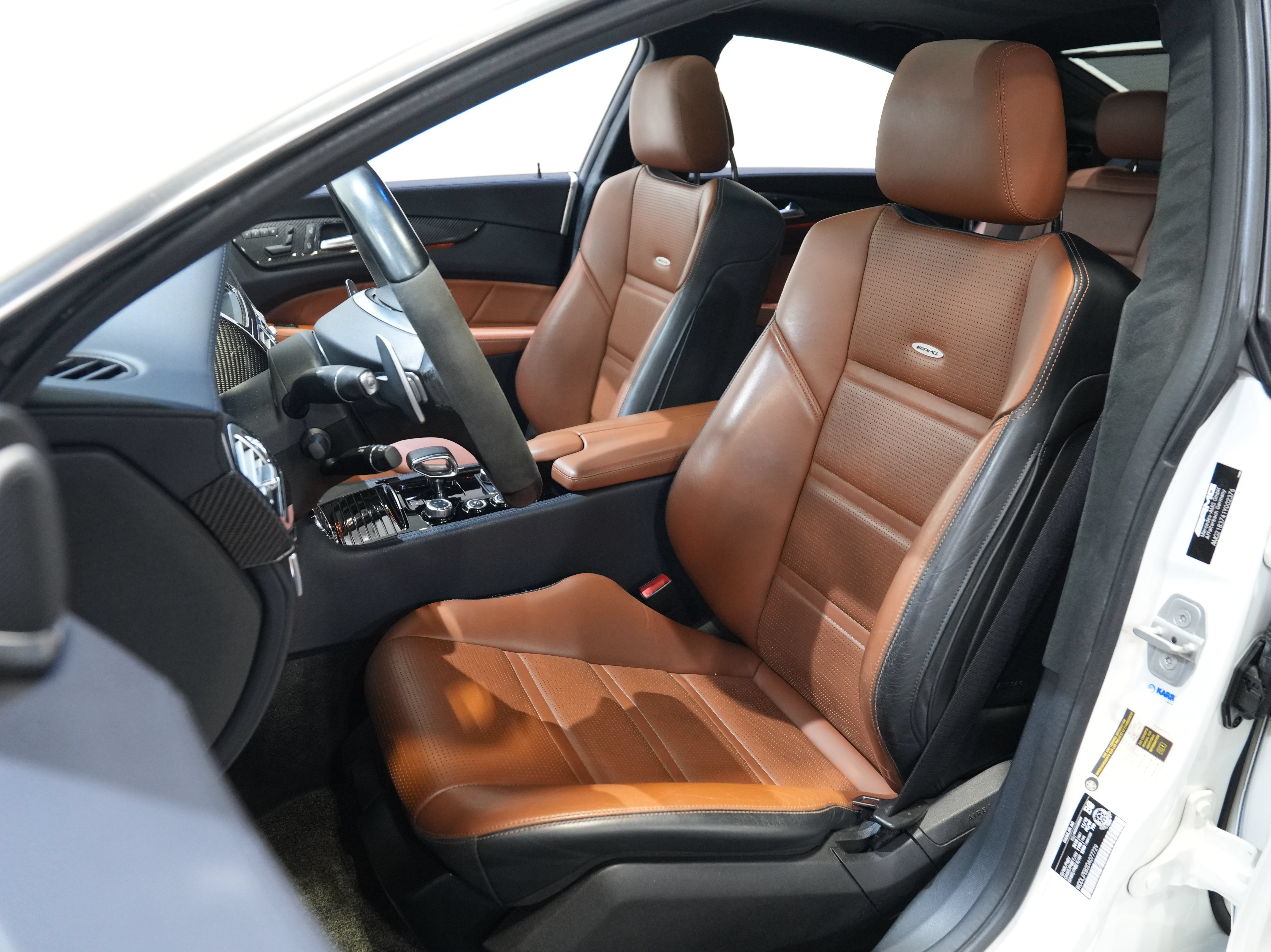 Used 2013 Mercedes-Benz CLS 63 AMG image 31