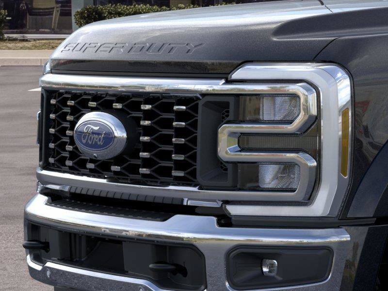 New 2026 Ford F450 King Ranch w/ Chrome Package AWD/4WD image 17