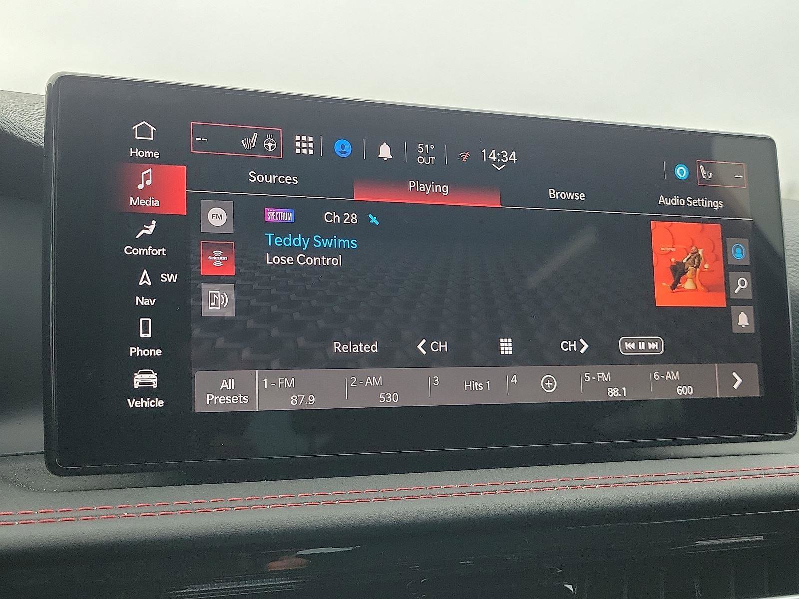 New 2024 Dodge Hornet R/T Plus w/ Tech Pack Plus w/o Parking image 16