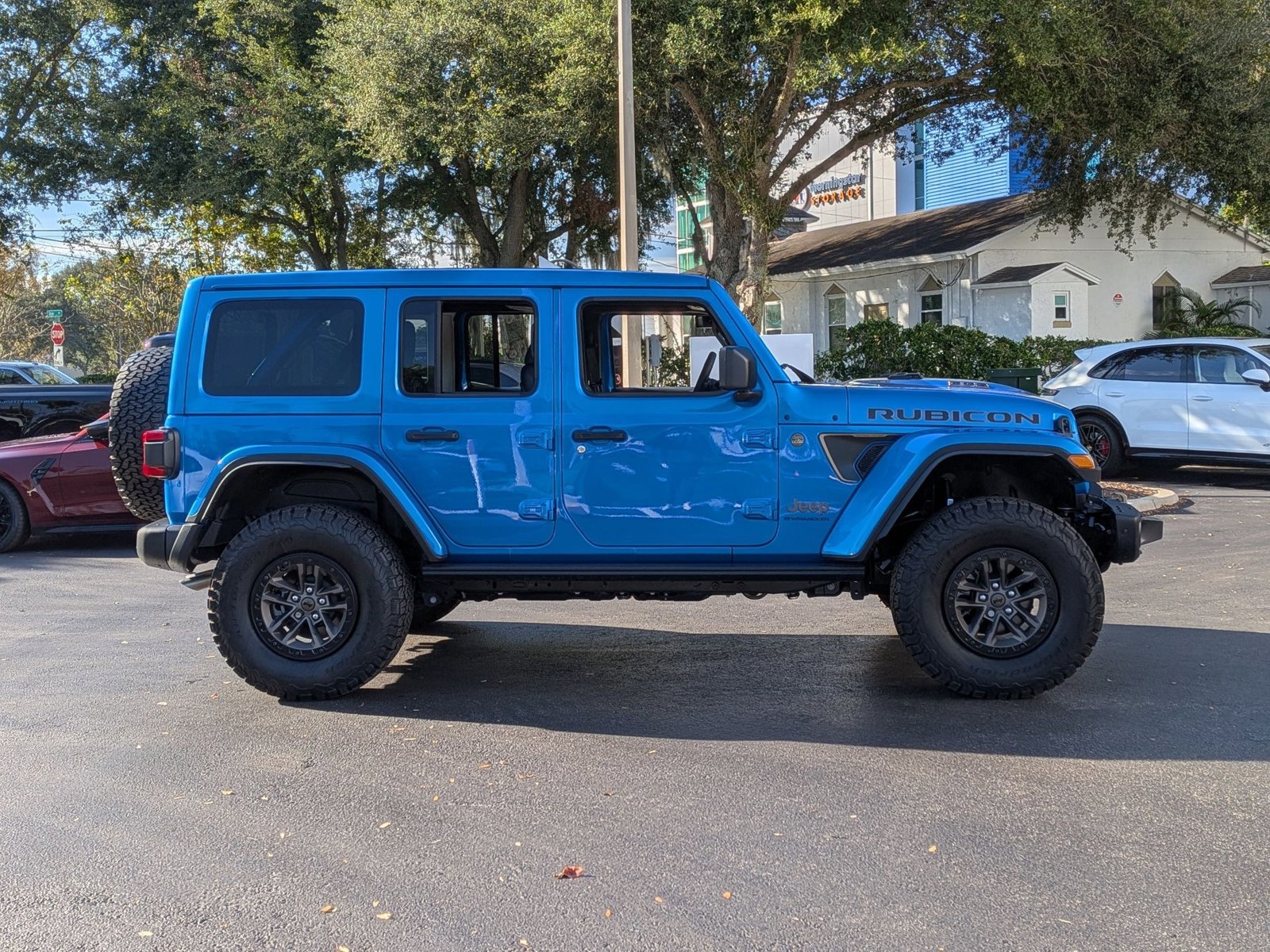 Used 2025 Jeep Wrangler Unlimited Rubicon 392 image 9