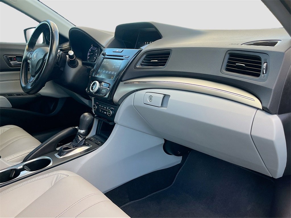 Used 2020 Acura ILX Technology Package image 28