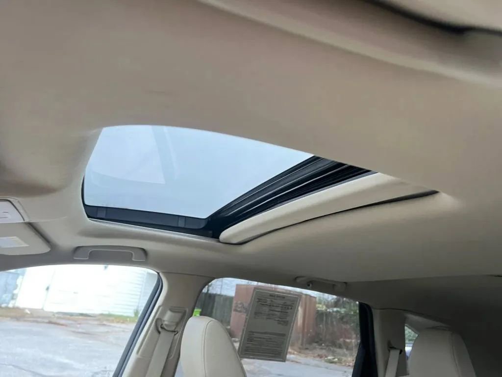 Used 2017 Acura MDX SH-AWD w/ Technology Package image 28