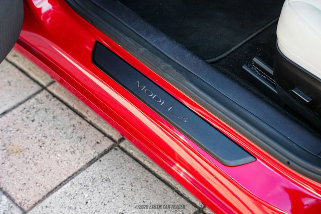 Used 2022 Tesla Model 3 Performance image 26