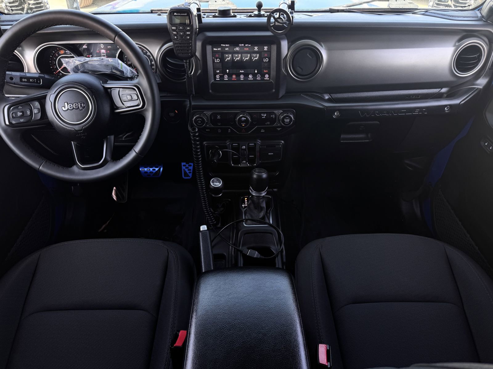 Used 2023 Jeep Wrangler Unlimited Sport image 12