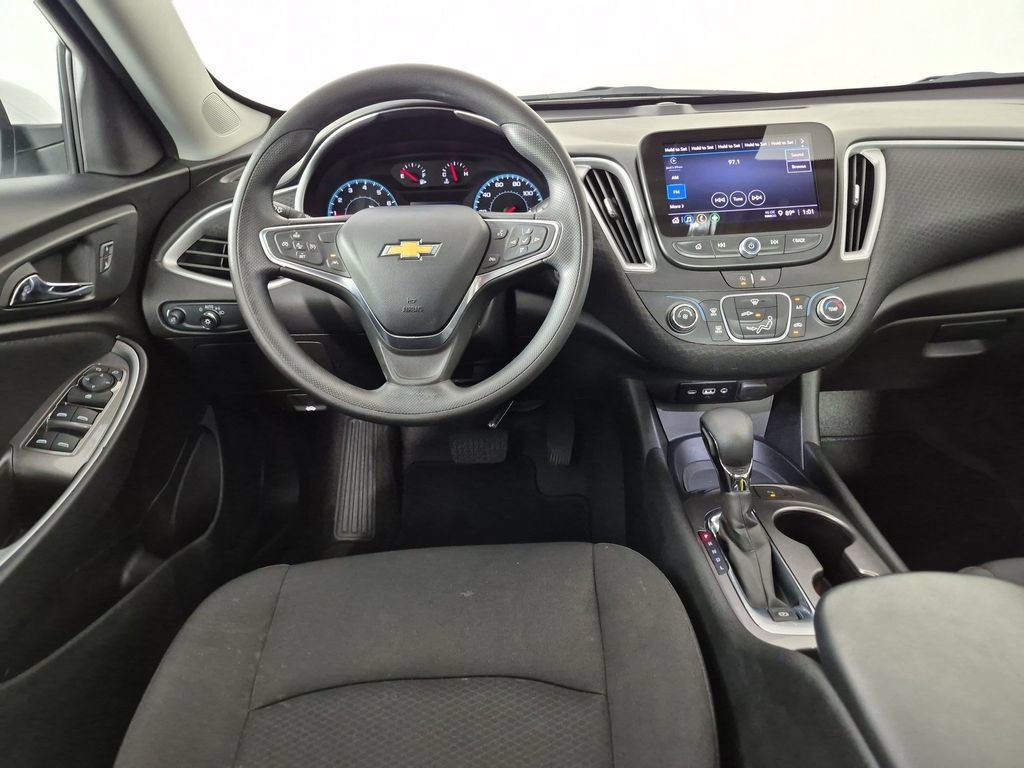Used 2024 Chevrolet Malibu LS w/ Driver Confidence Package FWD image 31