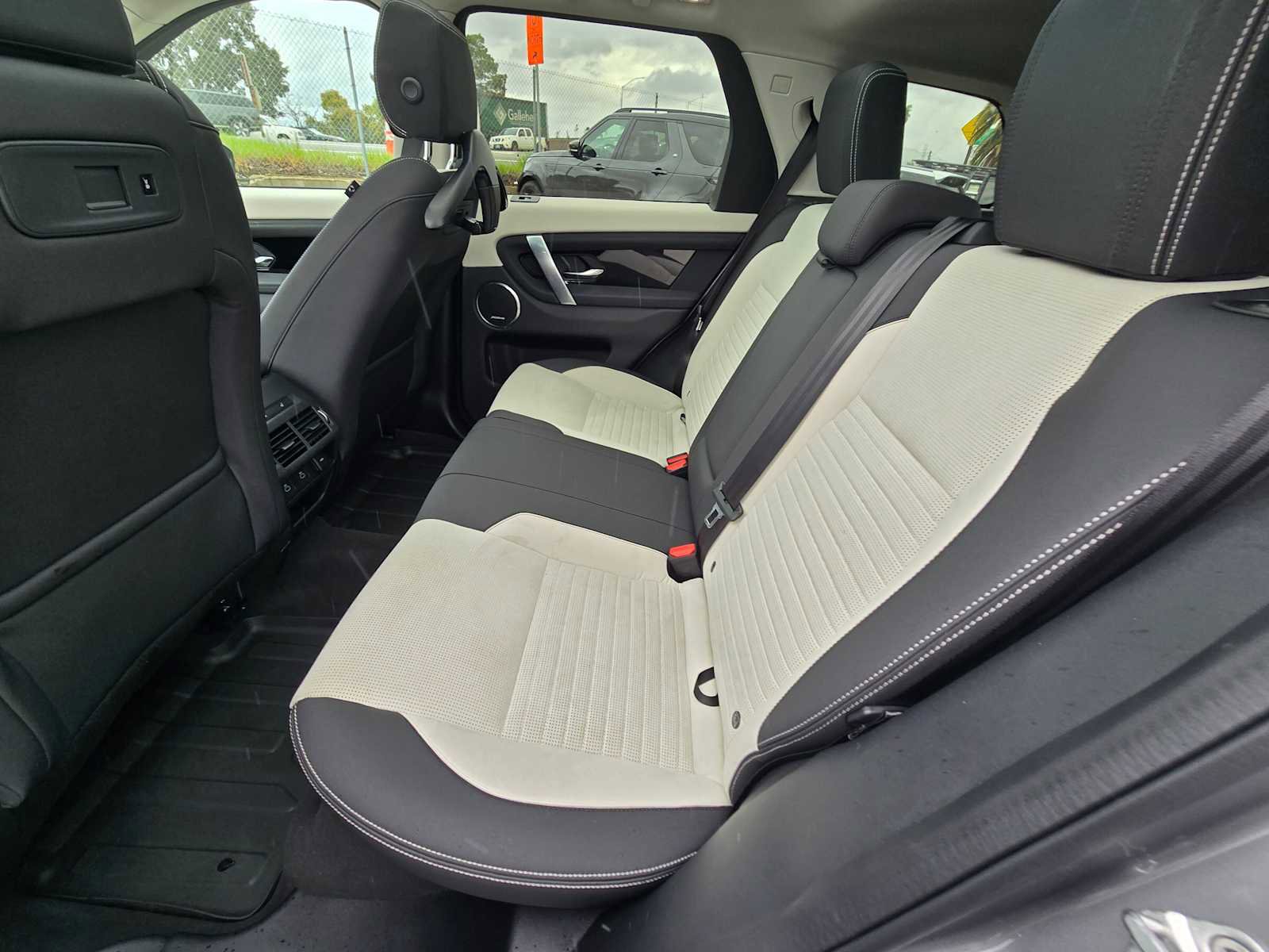 Used 2025 Land Rover Discovery Sport S AWD/4WD image 19
