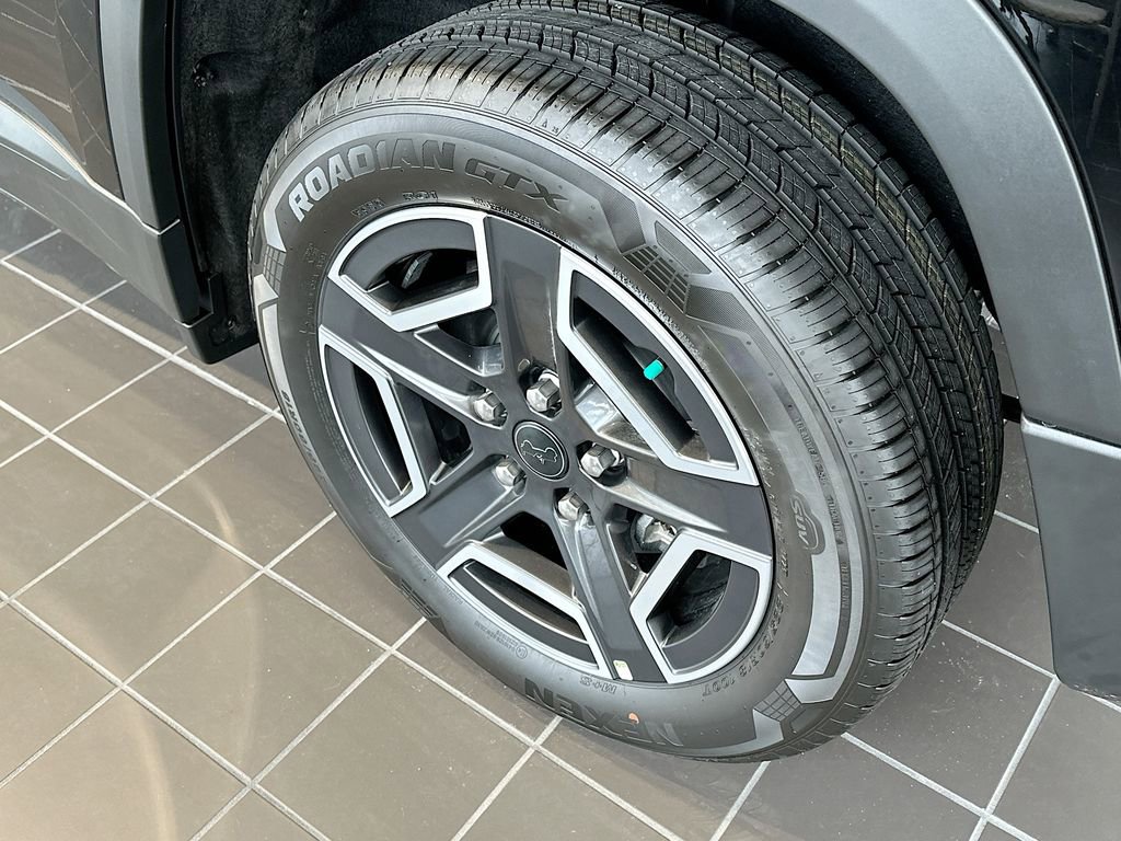 New 2026 Jeep Cherokee Laredo image 30