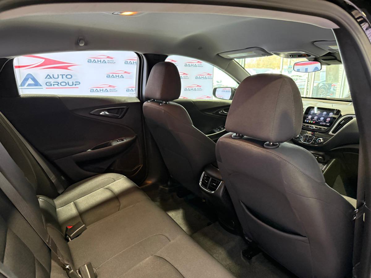 Used 2025 Chevrolet Malibu LT FWD image 39