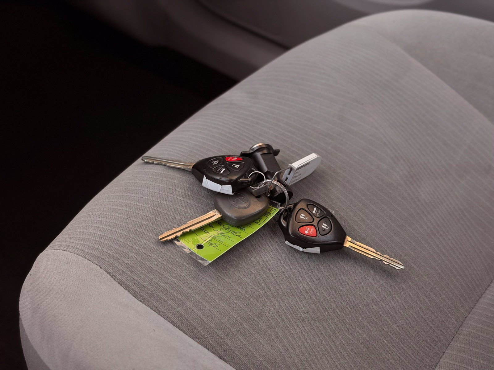 Used 2012 Toyota Corolla LE FWD image 33