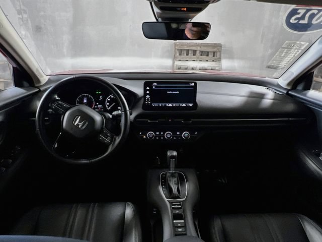 Used 2025 Honda HR-V EX-L image 28