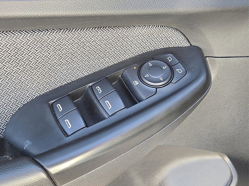 Used 2021 Chevrolet TrailBlazer LT w/ Convenience Package image 22