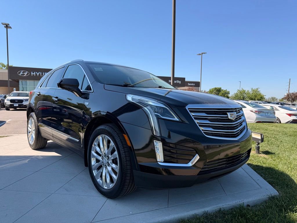 Used 2019 Cadillac XT5 Premium Luxury AWD/4WD image 7