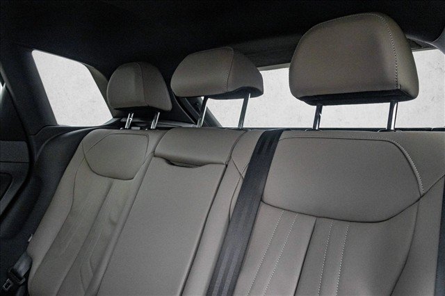 New 2026 Audi Q3 quattro 2.0T AWD/4WD image 22