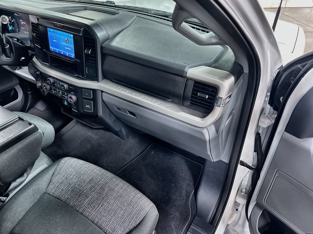 Used 2025 Ford F350 XLT AWD/4WD image 27