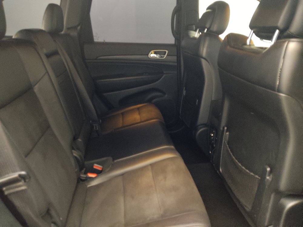 Used 2019 Jeep Grand Cherokee Altitude RWD image 19