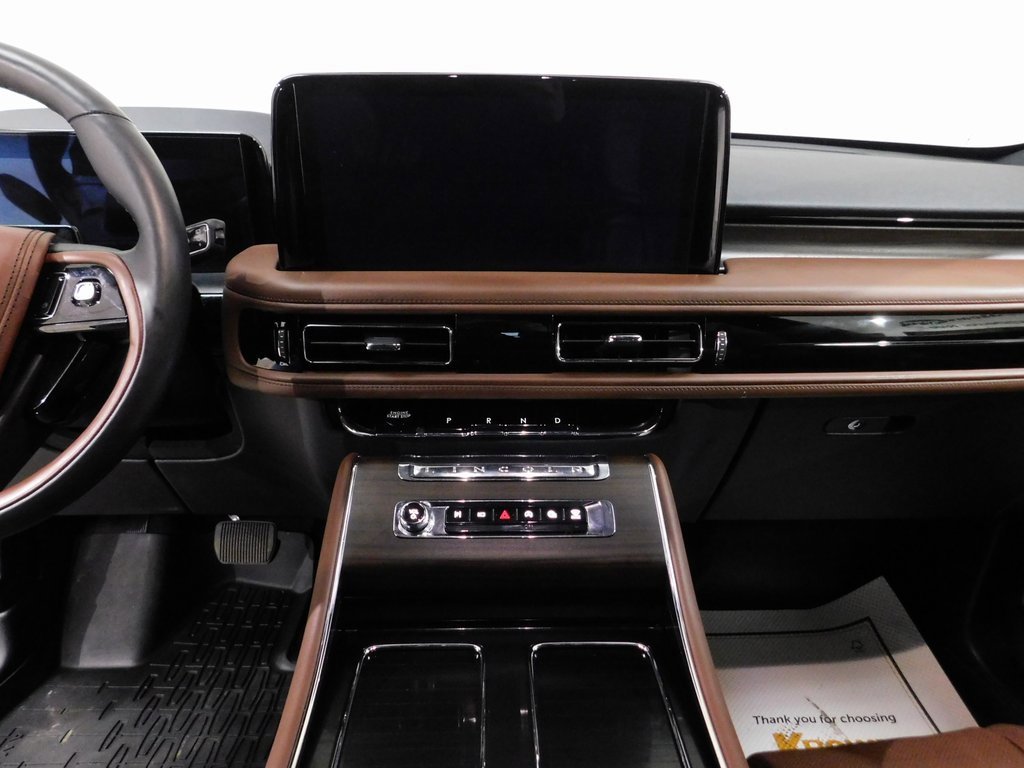 Used 2025 Lincoln Aviator Reserve w/ Equipment Group 201A image 54