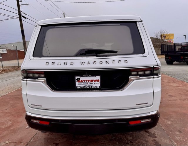 Used 2022 Jeep Grand Wagoneer Series III w/ Rear Seat Video Group 1 image 6