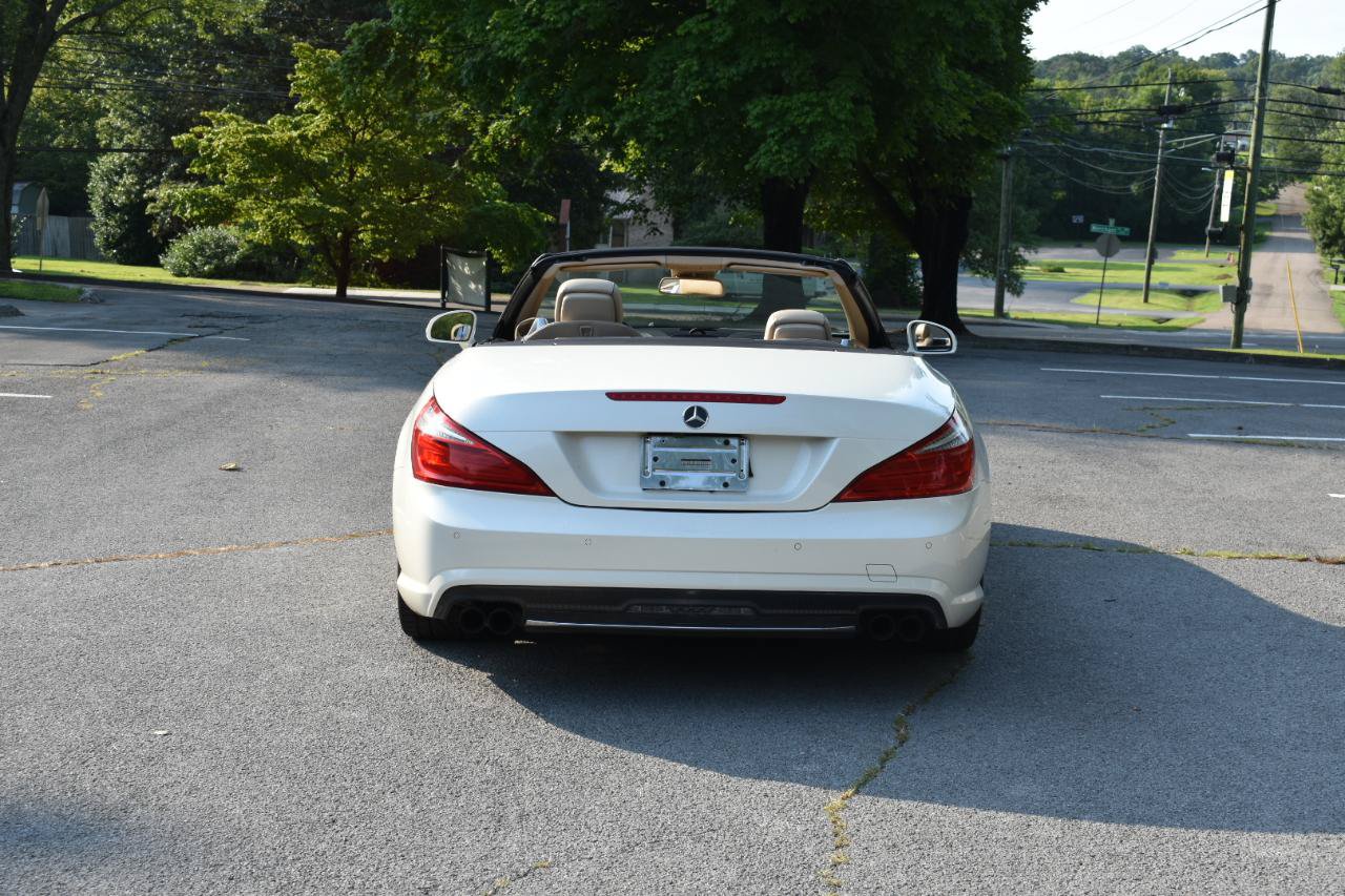 Used 2016 Mercedes-Benz SL 550 image 16