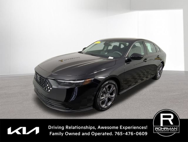 Used 2023 Honda Accord EX image 1