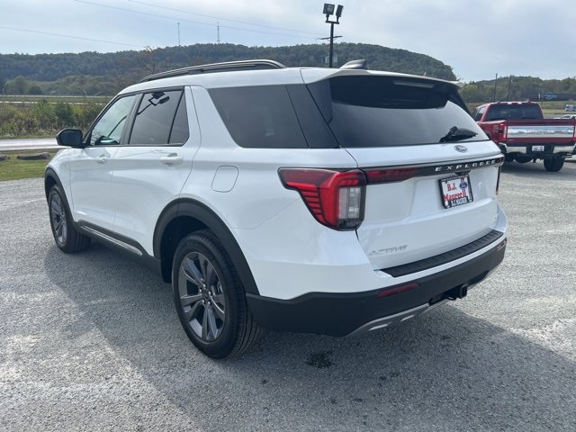 New 2025 Ford Explorer Active image 7