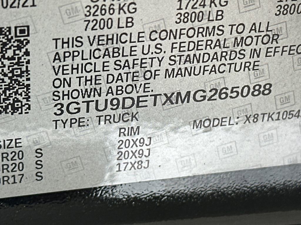 Used 2021 GMC Sierra 1500 SLT w/ SLT Premium Plus Package AWD/4WD image 33