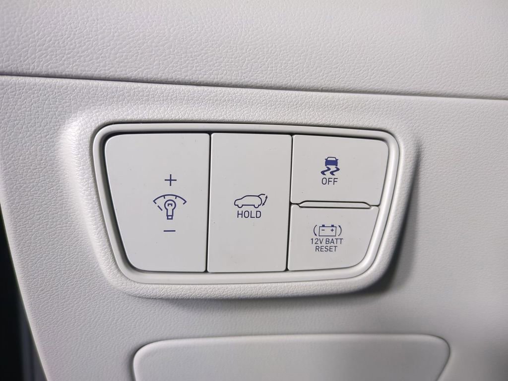 Certified 2024 Hyundai Tucson Limited image 30