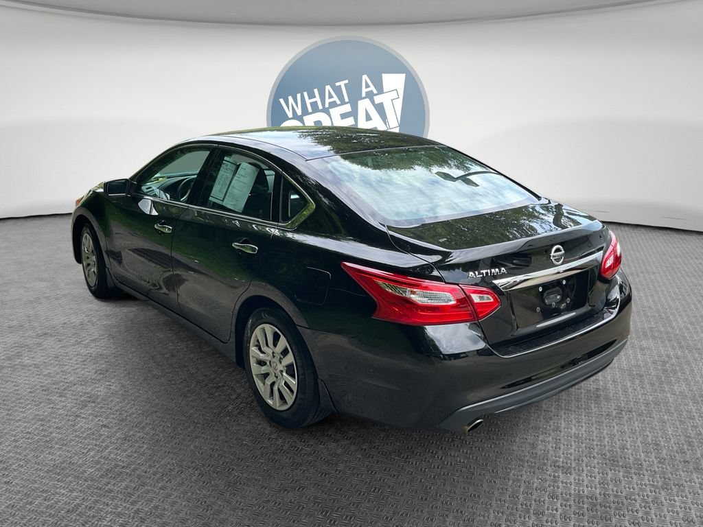 Used 2017 Nissan Altima 2.5 S w/ Power Driver Seat Package FWD image 6