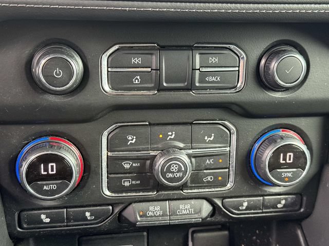 Used 2021 Chevrolet Tahoe LT w/ LT Signature Package RWD image 47