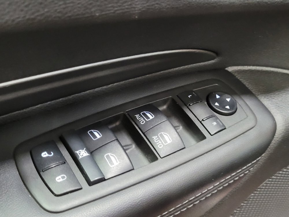 Used 2021 Dodge Durango SXT image 27