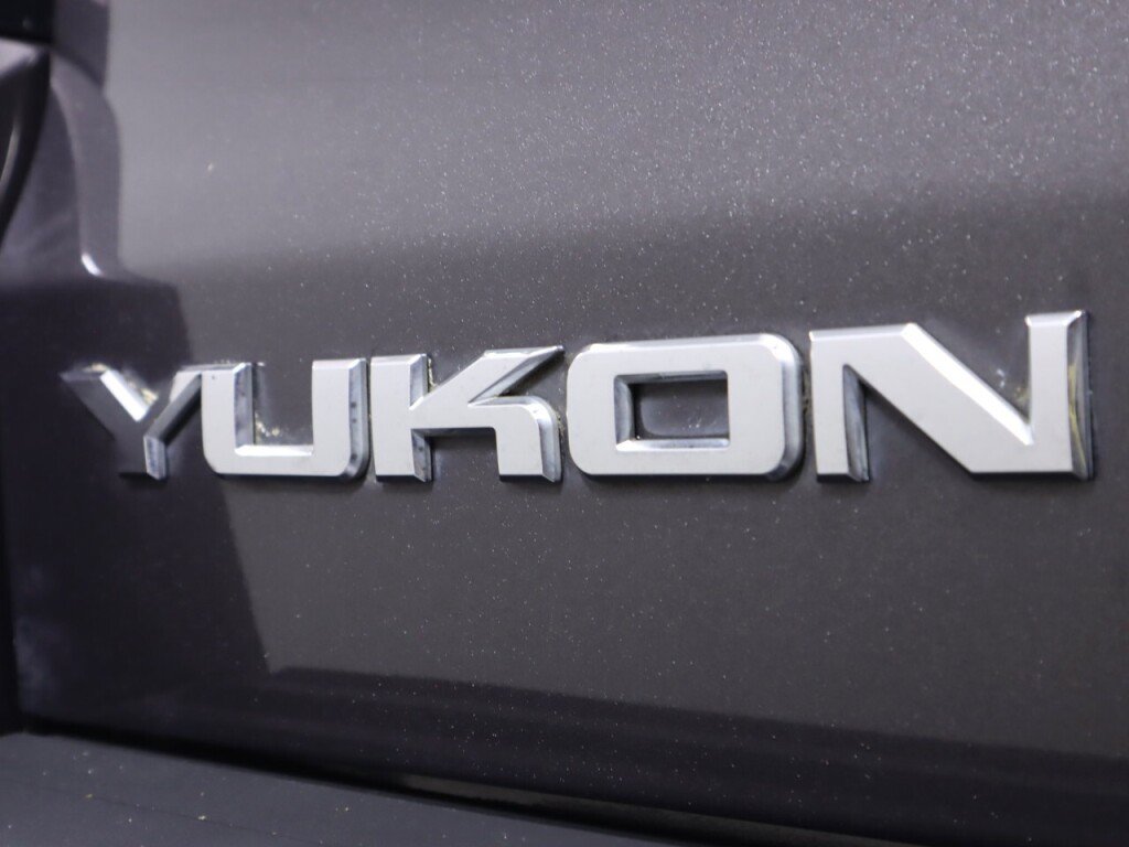Used 2018 GMC Yukon Denali w/ Denali Ultimate Package AWD/4WD image 41