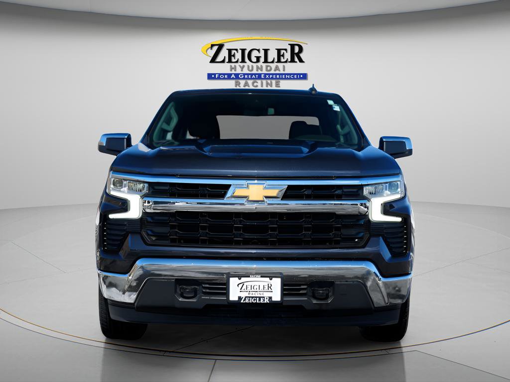 Used 2022 Chevrolet Silverado 1500 LT image 2