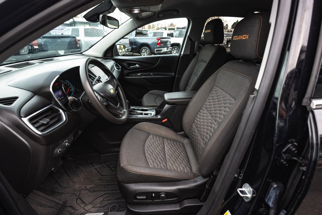 Used 2020 Chevrolet Equinox LT image 18