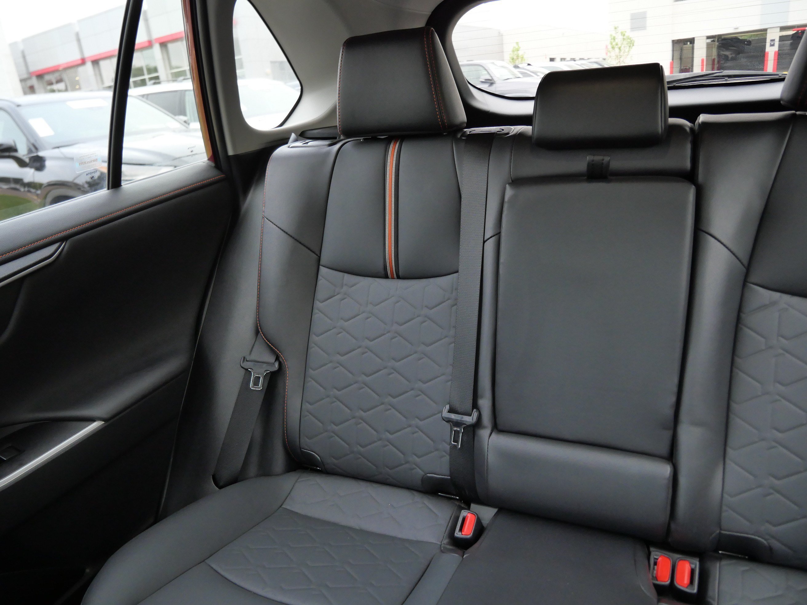 Used 2022 Toyota RAV4 Adventure w/ Convenience Package AWD/4WD image 13