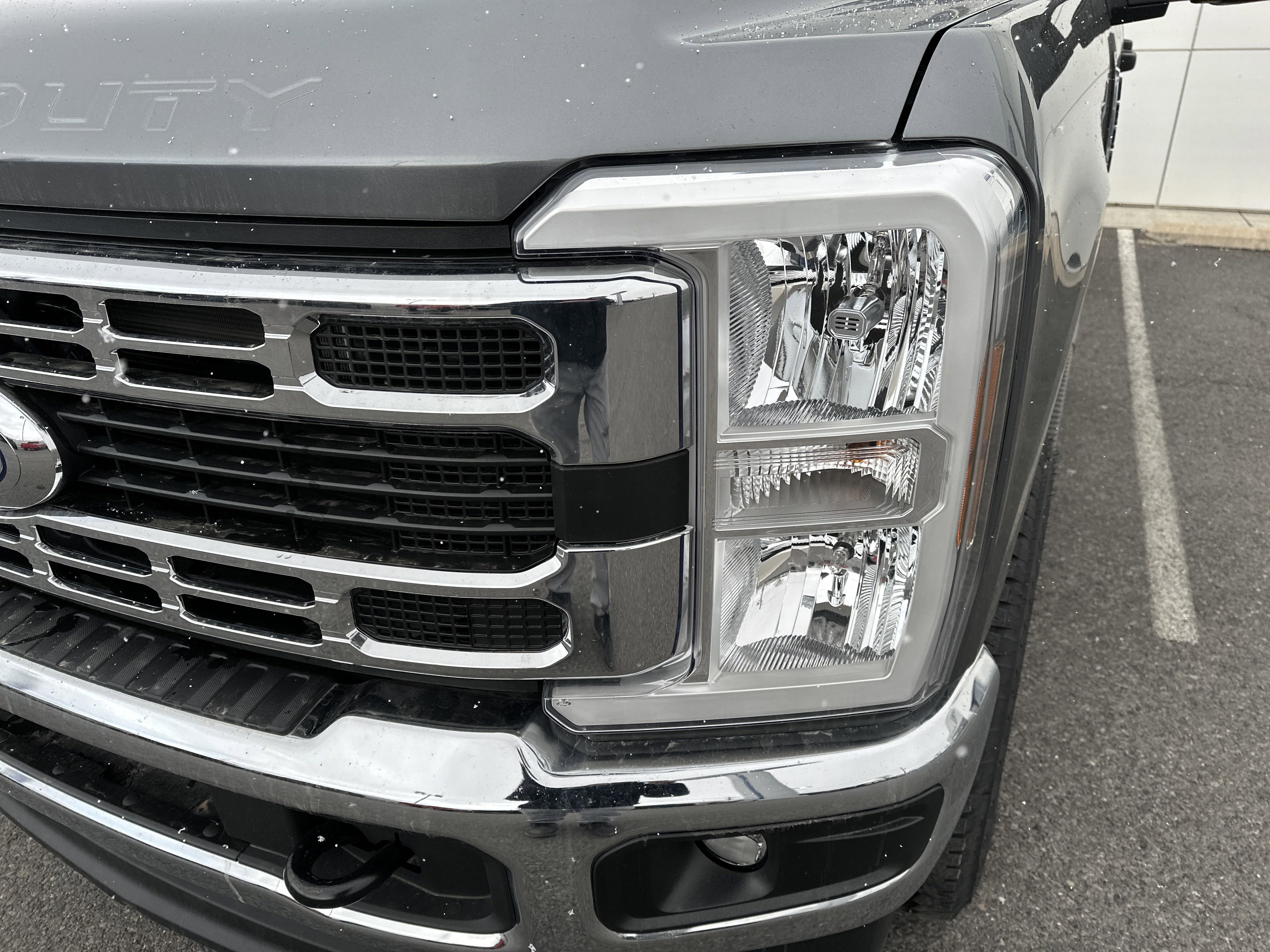 New 2024 Ford F350 XL w/ XL Chrome Package image 10