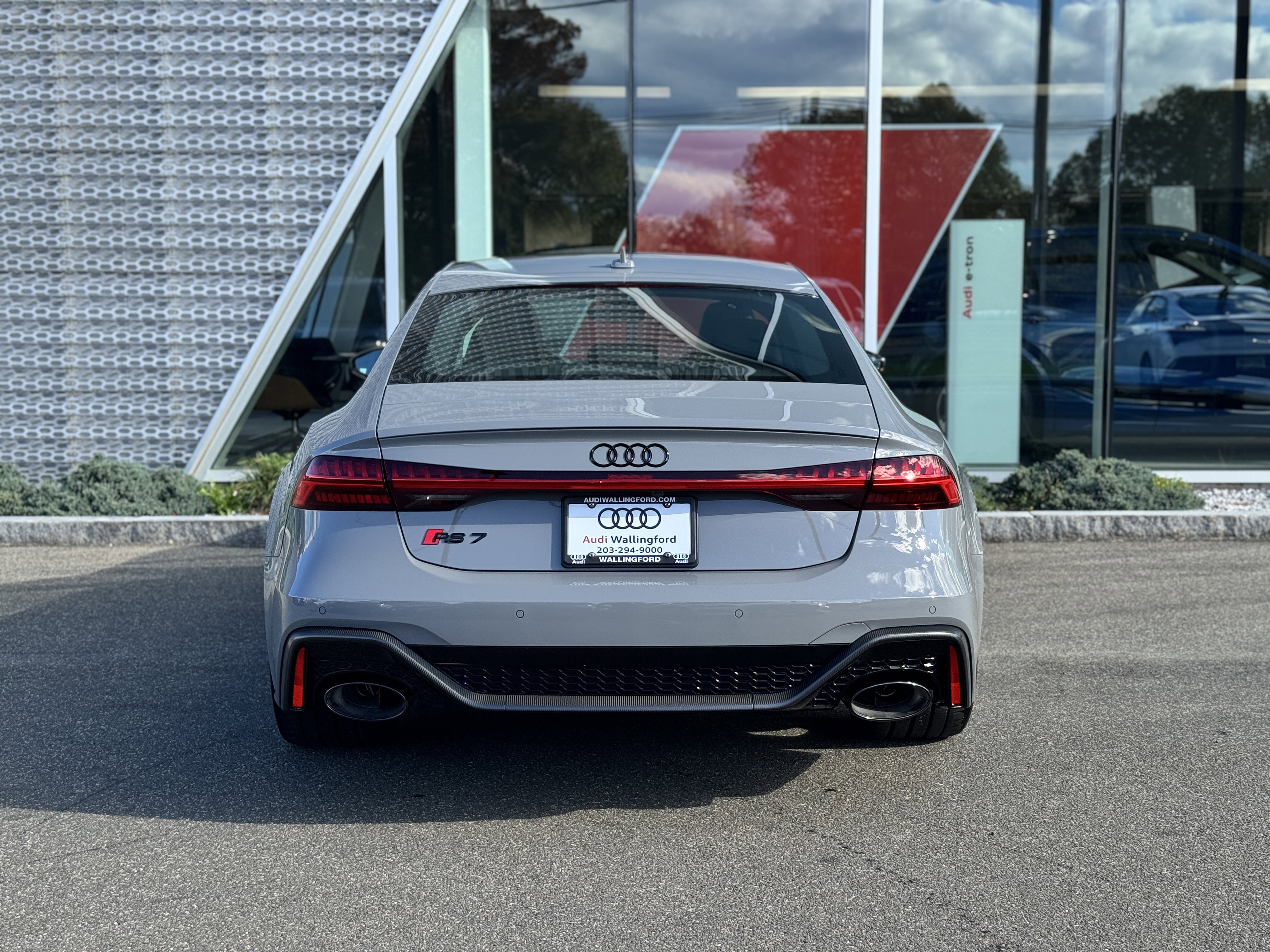 New 2026 Audi RS 7 Performance image 12