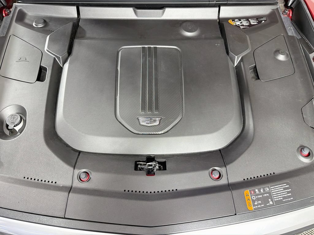 Used 2024 Cadillac Lyriq Luxury AWD/4WD image 30